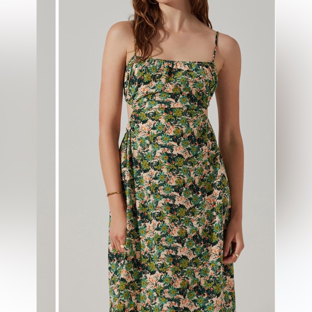 Astr the Label Green Pink Floral Midi Dress